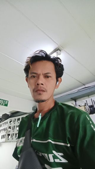 chat looking for friends 