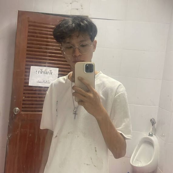 แชท หาเพื่อนคุย, หาเพื่อนเที่ยว  ที่อยู่  ชลบุรี