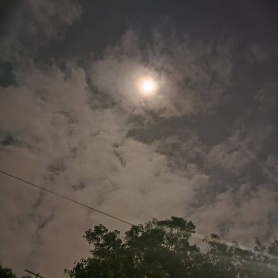 chat chat, hangout  from Bangkok