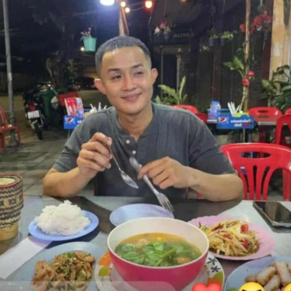 แชท หาแฟน, หาเพื่อนเที่ยว  ที่อยู่ กรุงเทพมหานคร