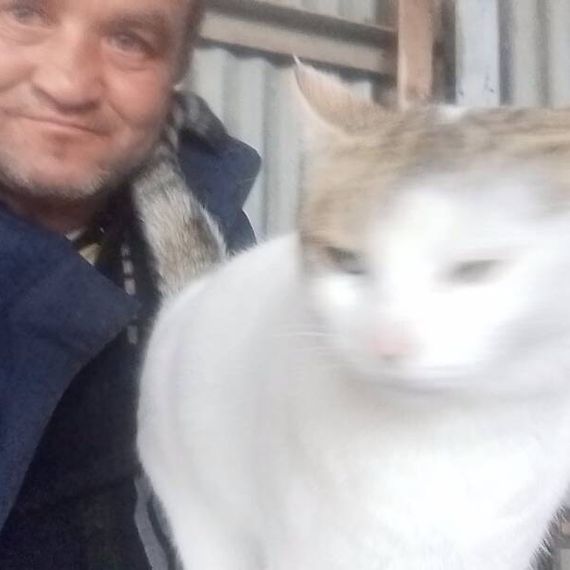 แชท หาเพื่อนคุย, โสด 