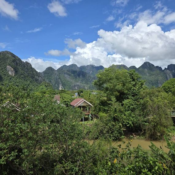 แชท หาเพื่อนคุย, หาเพื่อนเที่ยว  ที่อยู่  นนทบุรี