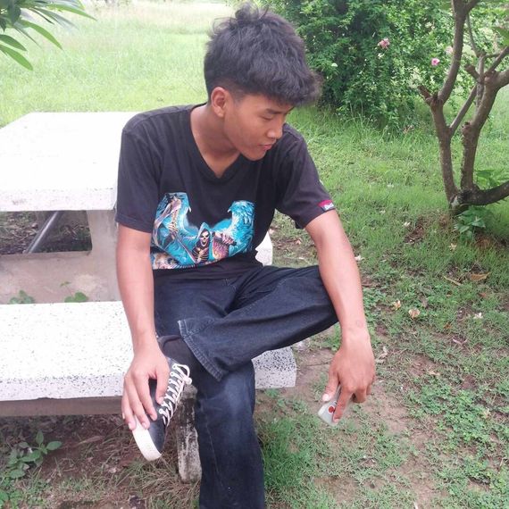 แชท หาแฟน, หาเพื่อนคุย ที่อยู่ สกลนคร