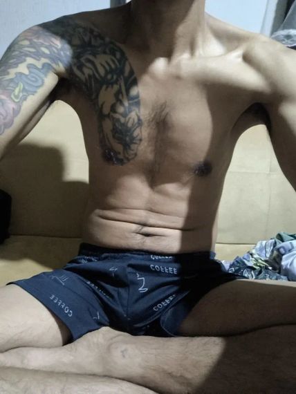 chat find love, chat  from Bangkok