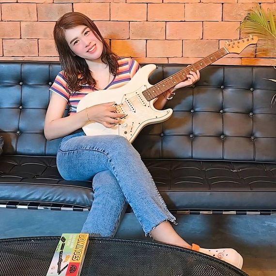 แชท หาเพื่อนคุย, โสด 