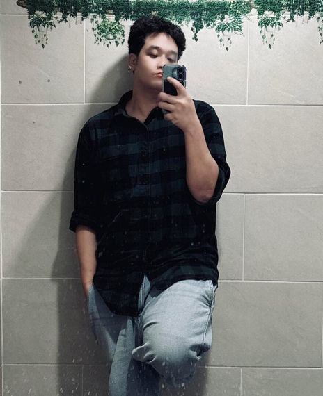 chat find love, chat  from Bangkok