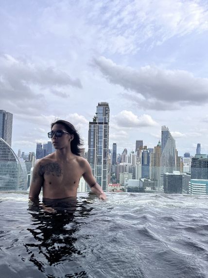 chat chat, live chat  from Bangkok