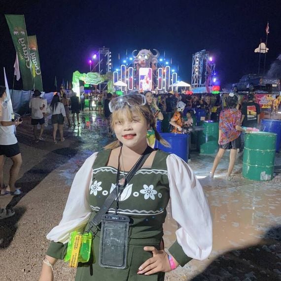 แชท หาเพื่อนคุย, หาเพื่อนเที่ยว