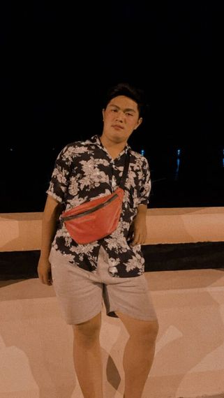 chat looking for friends  from Chon Buri