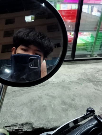 chat single  from Pathum Thani