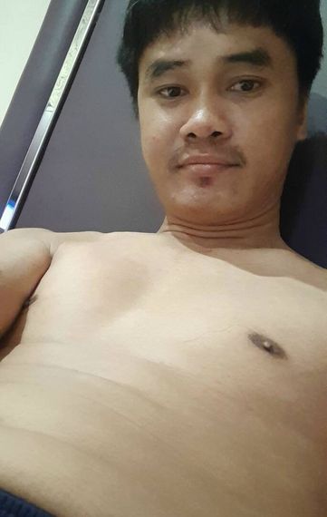 chat find love, chat  from Bangkok
