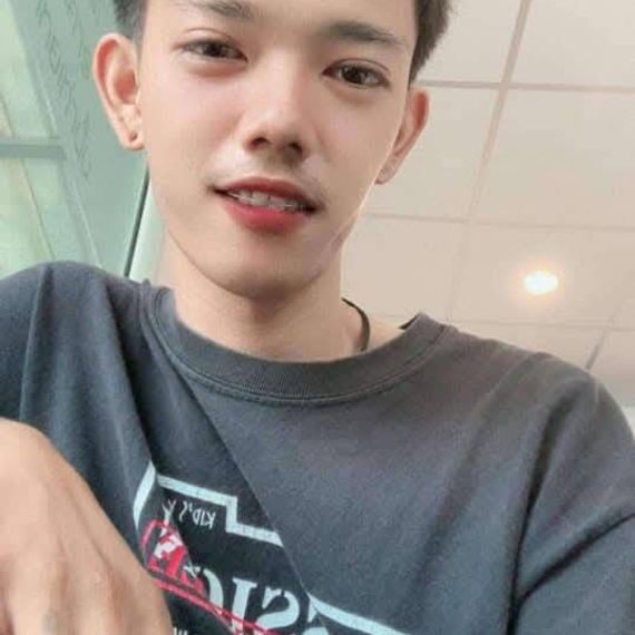 แชท หาเพื่อนเที่ยว, โสด 