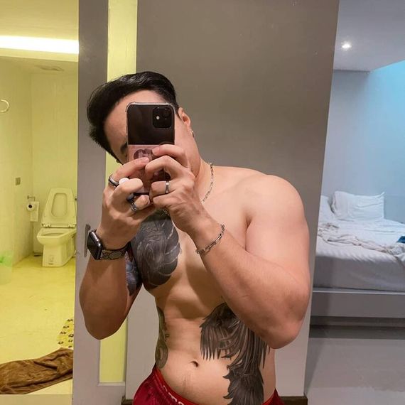 แชท หากิ๊ก 