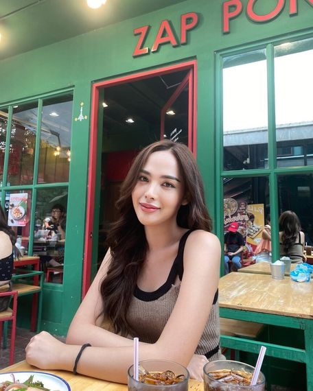 chat looking for friends