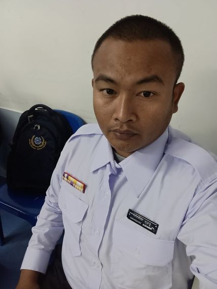 chat chat, meet now  from Buri Ram