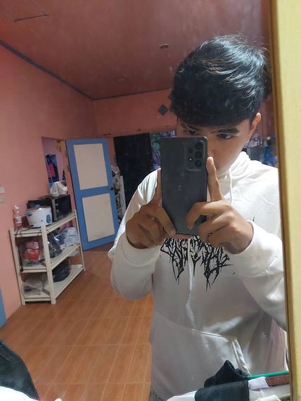 chat find love, chat  from Bangkok