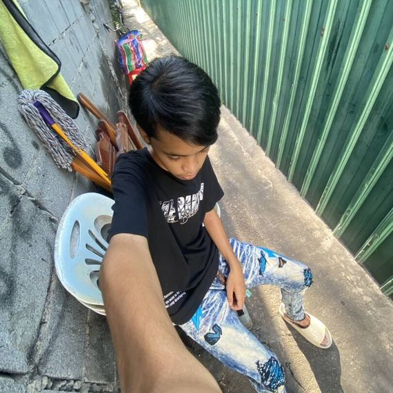 แชท หาเพื่อนคุย, โสด 