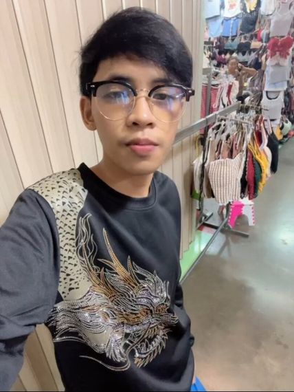 แชท หาเพื่อนคุย, โสด 