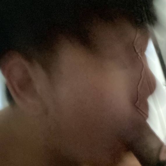 แชท หากิ๊ก  ที่อยู่ กรุงเทพมหานคร