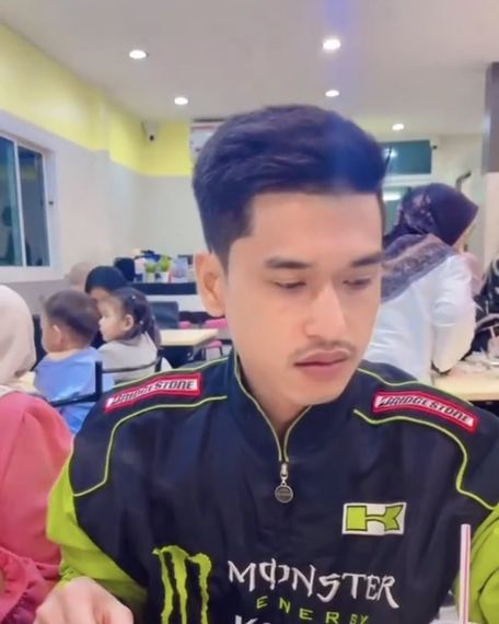 แชท แชทเปิดกล้อง 