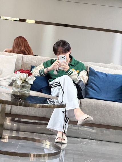 แชท หากิ๊ก, โสด