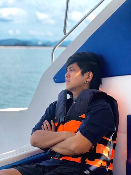 แชท นัดเจอ  ที่อยู่ กรุงเทพมหานคร