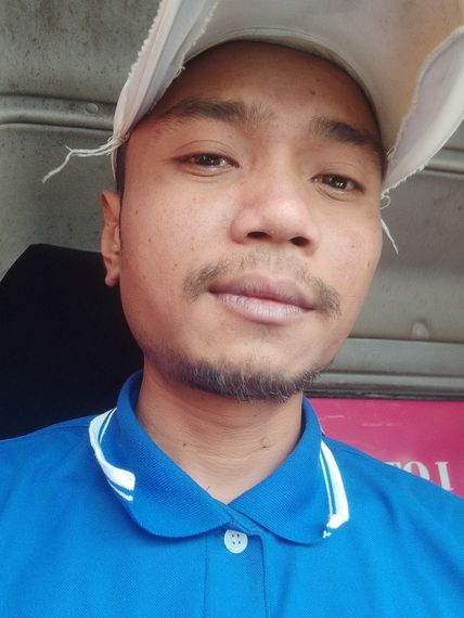 แชท หาเพื่อนคุย, โสด 