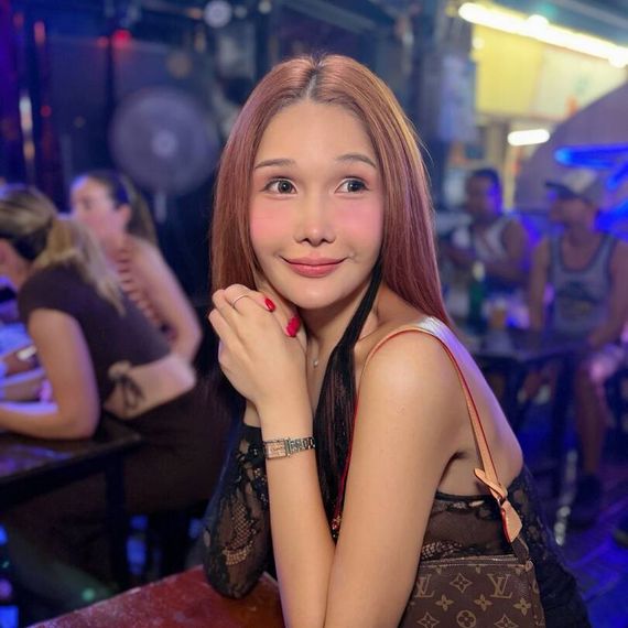 แชท หาแฟน, หาเพื่อนคุย  ที่อยู่ กรุงเทพมหานคร