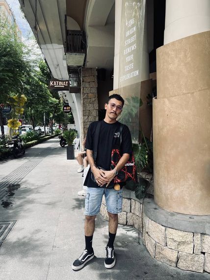 แชท หาเพื่อนเที่ยว, โสด  ที่อยู่  ชลบุรี
