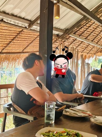 แชท หาเพื่อนคุย, โสด