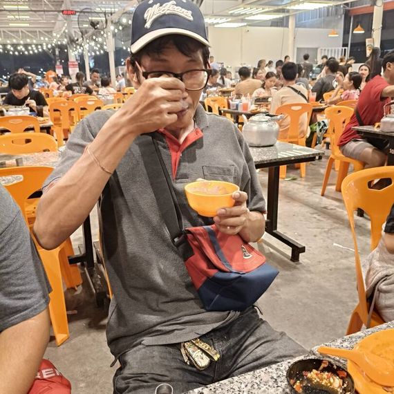 แชท หาแฟน, หาเพื่อนคุย 