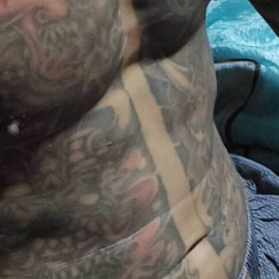 แชท หากิ๊ก, โสด  ที่อยู่ กรุงเทพมหานคร