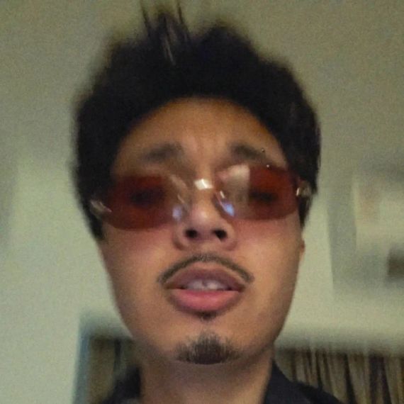 แชท หาเพื่อนคุย, หาเพื่อนเที่ยว  ที่อยู่  ชลบุรี