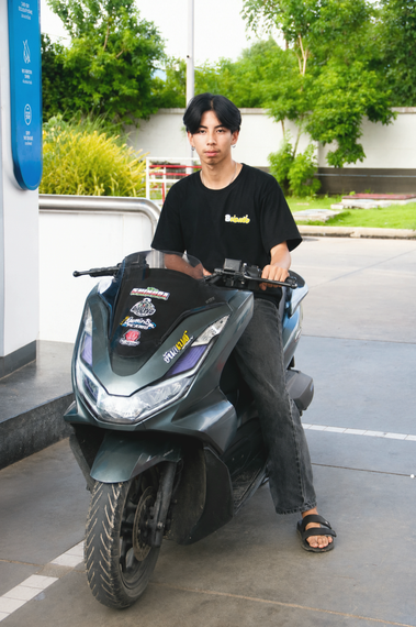 แชท โสด  ที่อยู่ กรุงเทพมหานคร