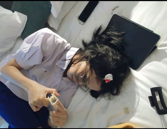 แชท หาเพื่อนคุย, โสด 