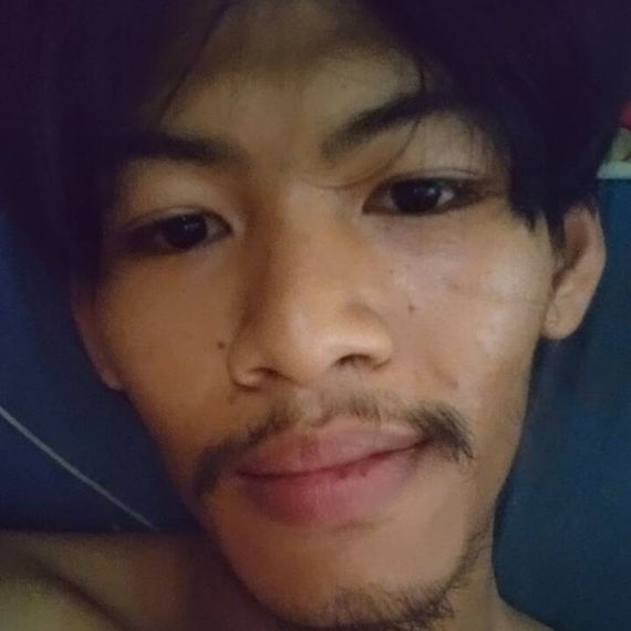 แชท หาเพื่อนคุย, โสด 