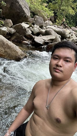 chat chat, meet now from Nakhon Pathom