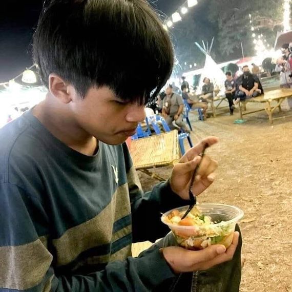 แชท หาแฟน, หาเพื่อนเที่ยว 