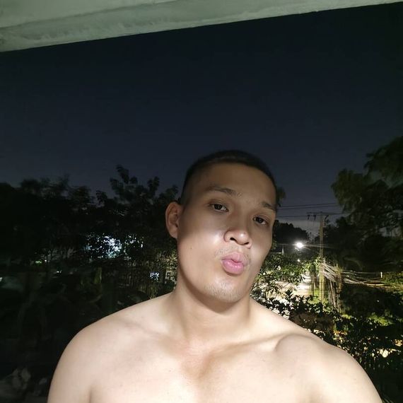 แชท หากิ๊ก  ที่อยู่ กรุงเทพมหานคร
