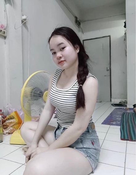 แชท หากิ๊ก, โสด 