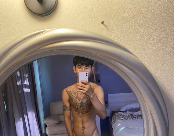 chat chat, single  from Ubon Ratchathani