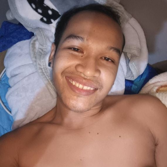 chat looking for friends from Bangkok