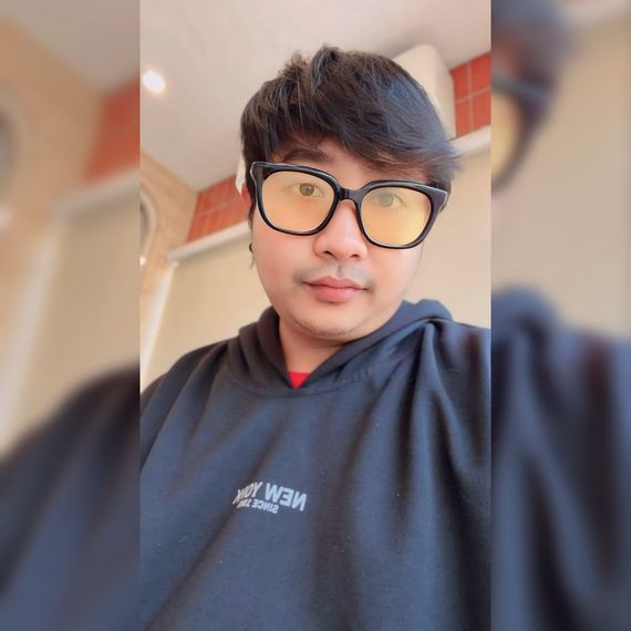 แชท หาเพื่อนเที่ยว, โสด