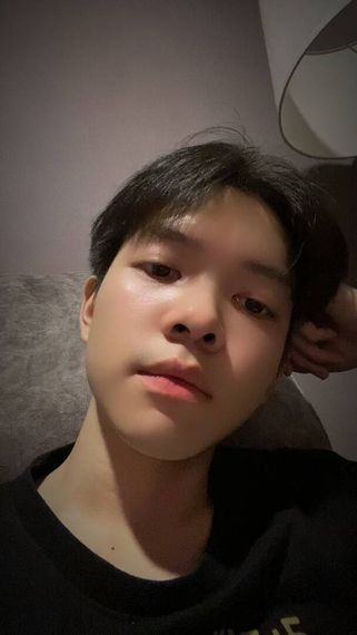 chat find love, chat  from Bangkok
