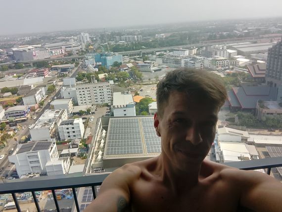 แชท หาเพื่อนเที่ยว, โสด 