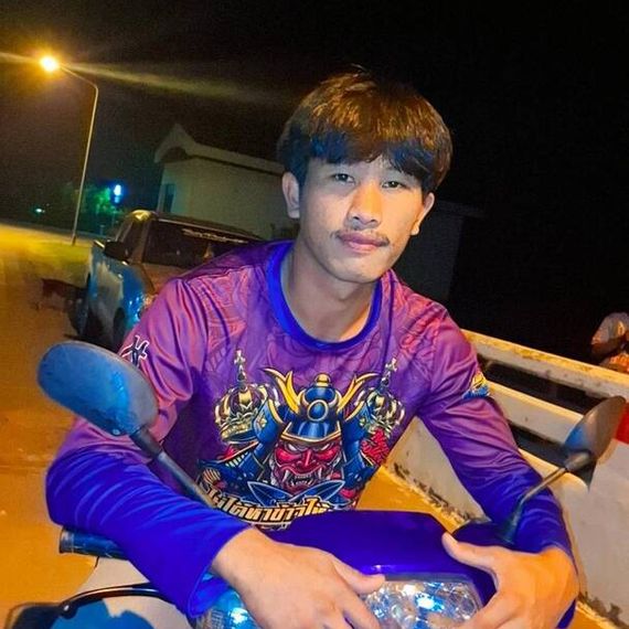 แชท หาเพื่อนคุย, โสด 