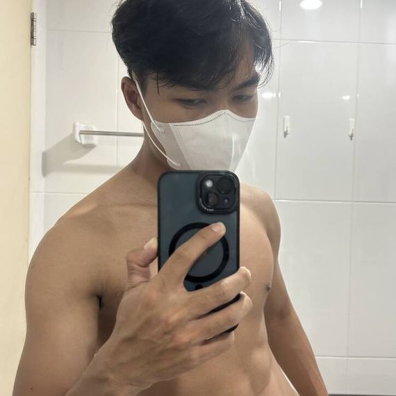 แชท หากิ๊ก  ที่อยู่ กรุงเทพมหานคร