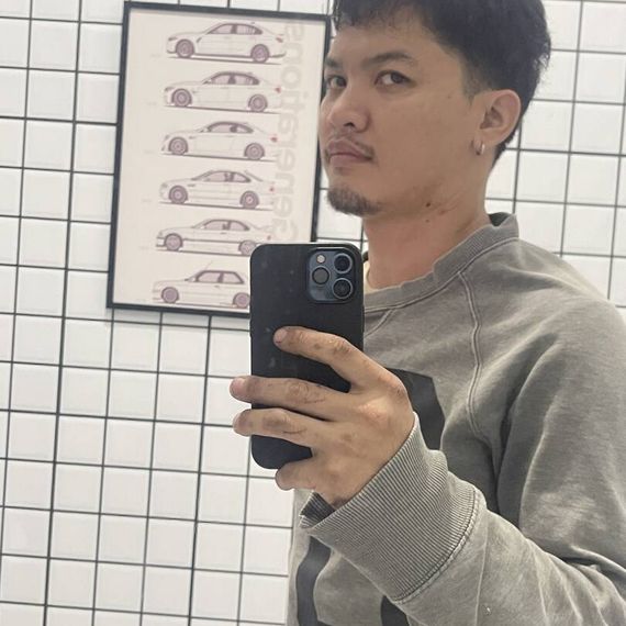 แชท หาเพื่อนคุย, โสด