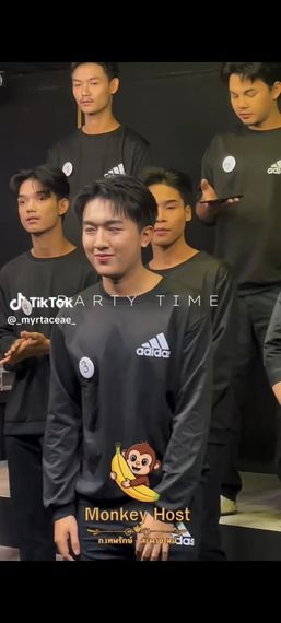 แชท โสด  ที่อยู่ กรุงเทพมหานคร