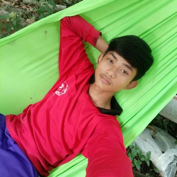 แชท หาเพื่อนคุย, โสด